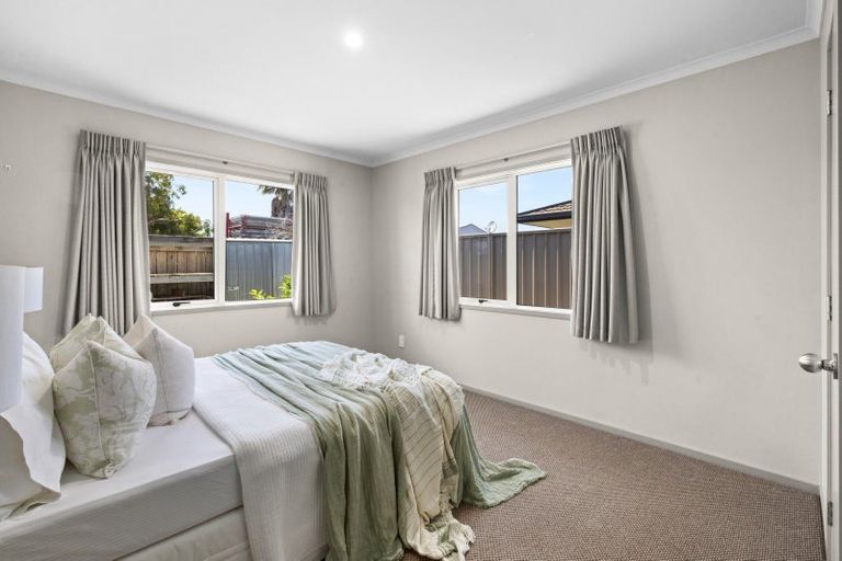 Photo of property in 1111c Karamu Road North, Mayfair, Hastings, 4122