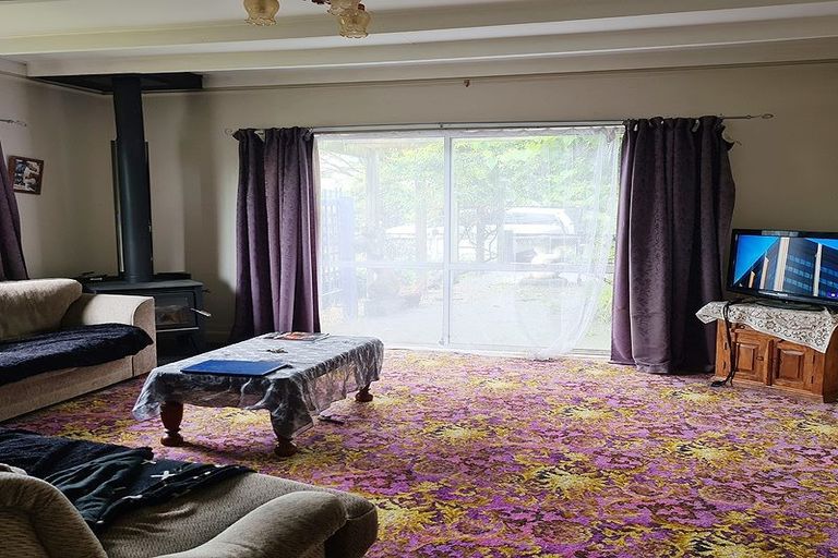 Photo of property in 54 East Street, Greytown, 5712