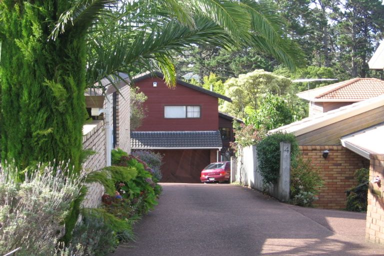 Photo of property in 4/20 Zion Road, Birkenhead, Auckland, 0626