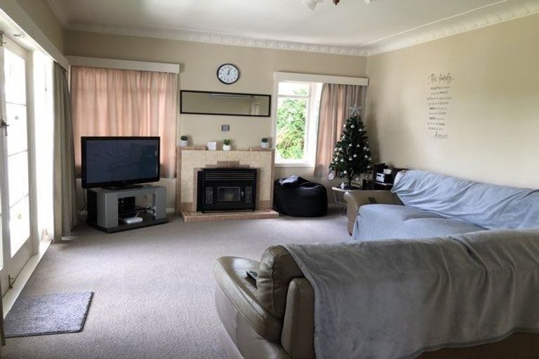 Photo of property in 99 Litten Road, Cockle Bay, Auckland, 2014