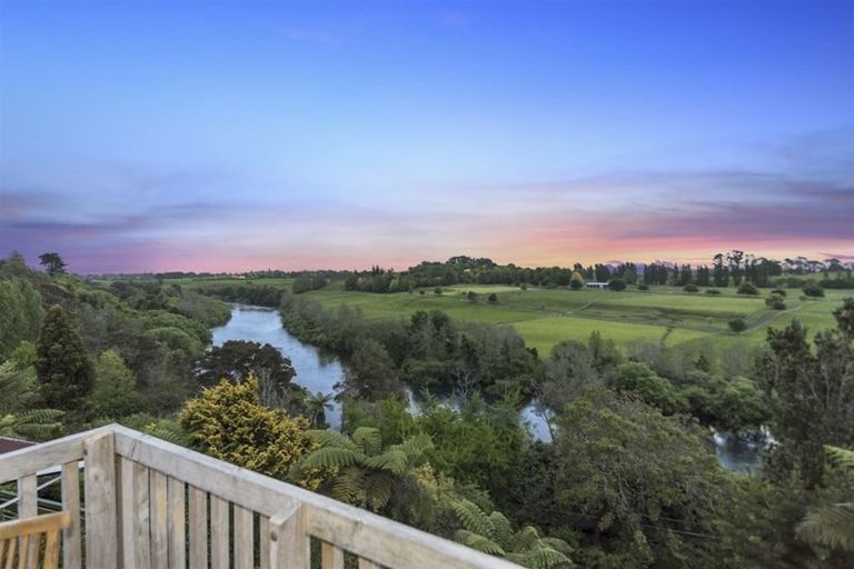 Photo of property in 45 Balfour Crescent, Riverlea, Hamilton, 3216