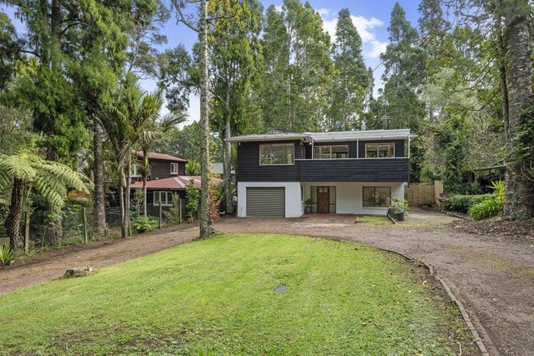 Photo of property in 23 Tainui Road, Titirangi, Auckland, 0604