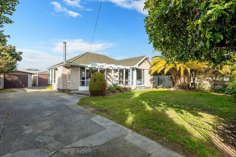 Photo of property in 22 Everest Street, Burnside, Christchurch, 8053