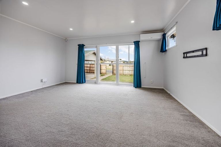 Photo of property in 21 President Avenue, Papakura, 2110