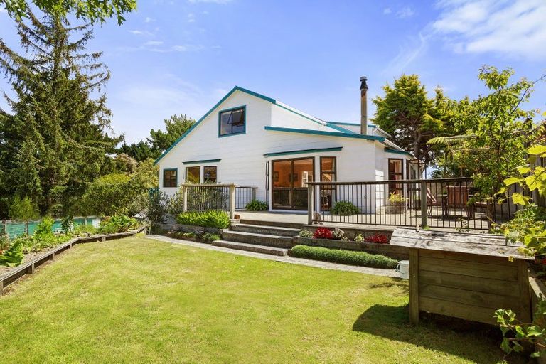 Photo of property in 203 Holborn Drive, Stokes Valley, Lower Hutt, 5019