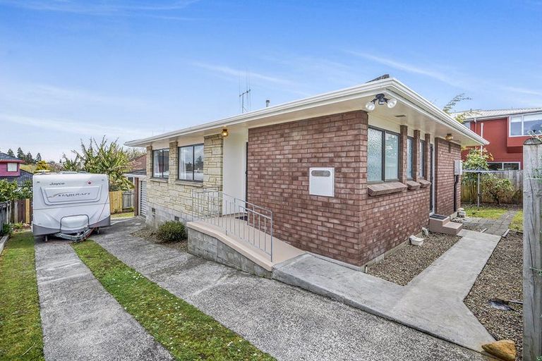 Photo of property in 7 Knighton Road, Hillcrest, Hamilton, 3216