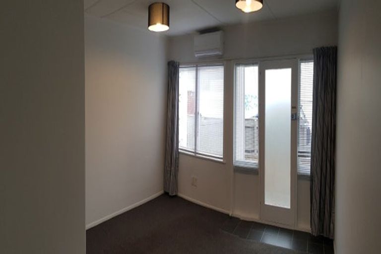 Photo of property in 11/6-8 Keys Street, Elderslea, Upper Hutt, 5018