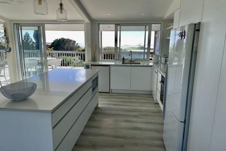 Photo of property in 13 Devon Street, Mangawhai Heads, Mangawhai, 0505
