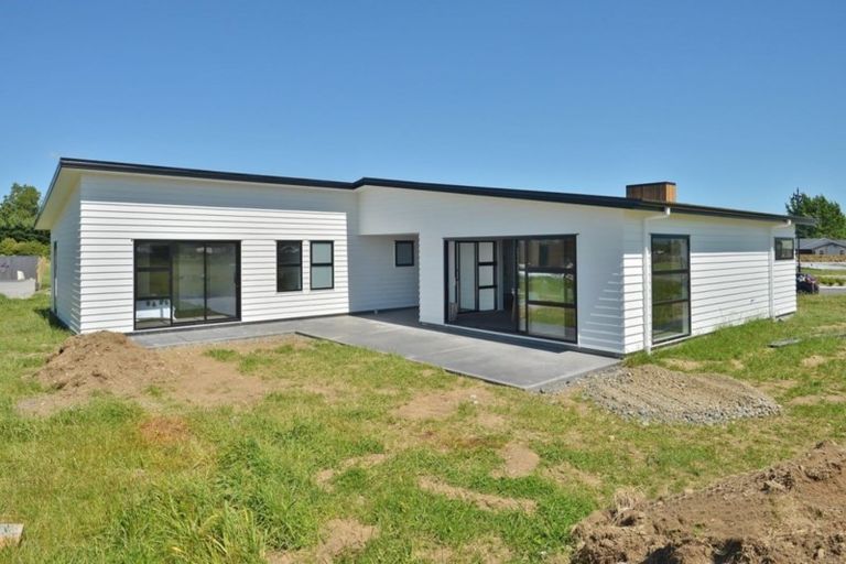 Photo of property in 23 Mill Grove, Clareville, Carterton, 5713