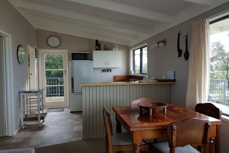 Photo of property in 171 Oakura Road, Oakura, Hikurangi, 0184