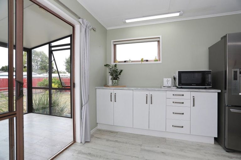 Photo of property in 35 Churchill Avenue, Feilding, 4702