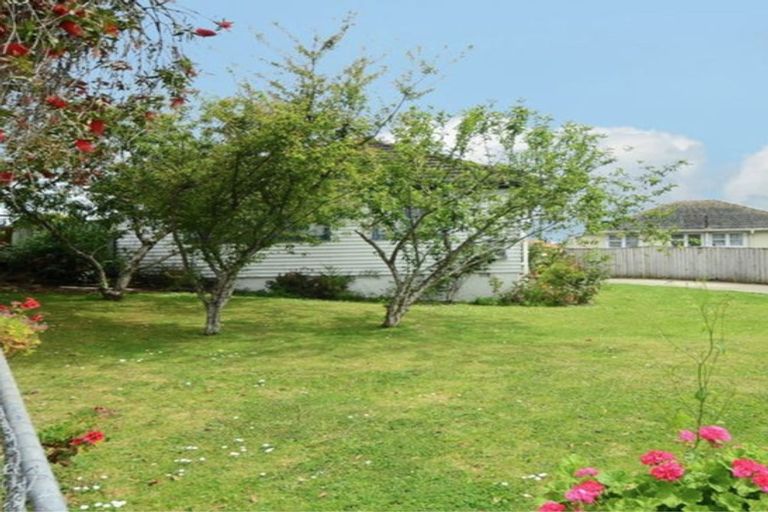 Photo of property in 9 Hedley Road, Wesley, Auckland, 1041