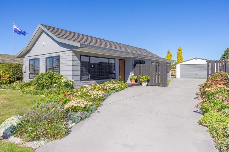 Photo of property in 37 Endeavour Avenue, Flagstaff, Hamilton, 3210