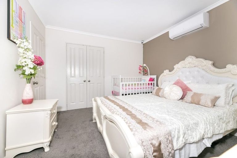 Photo of property in 11 Chayward Place, Mangere, Auckland, 2022