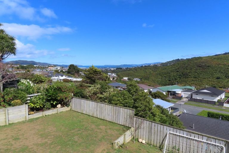 Photo of property in 8 Otira Grove, Kelson, Lower Hutt, 5010