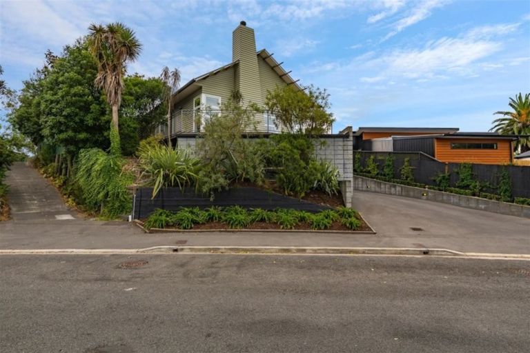 Photo of property in 264 Riverlaw Terrace, Saint Martins, Christchurch, 8022