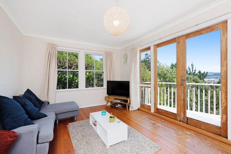 Photo of property in 104 Sidlaw Street, Strathmore Park, Wellington, 6022