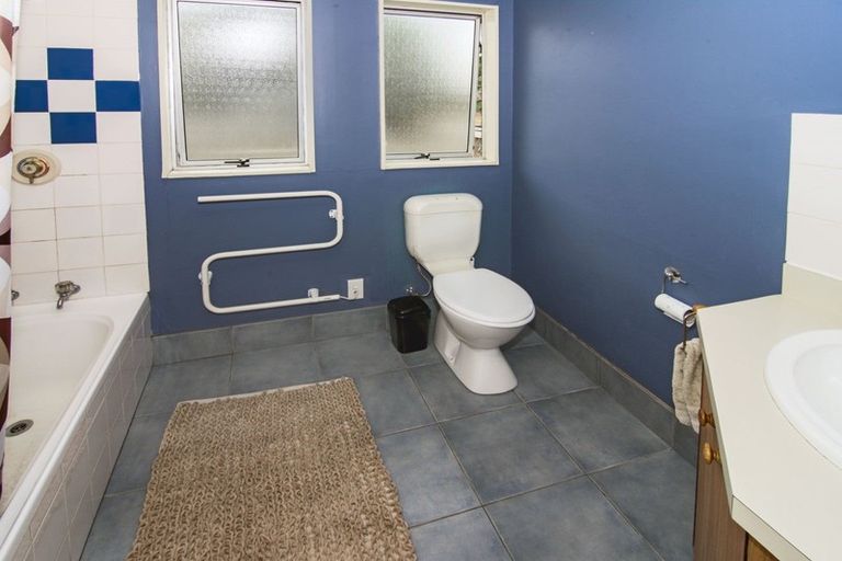 Photo of property in 58a Montgomery Crescent, Lansdowne, Masterton, 5810