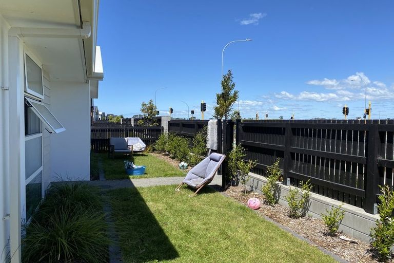 Photo of property in 16 Empire Crescent, Papamoa, 3118