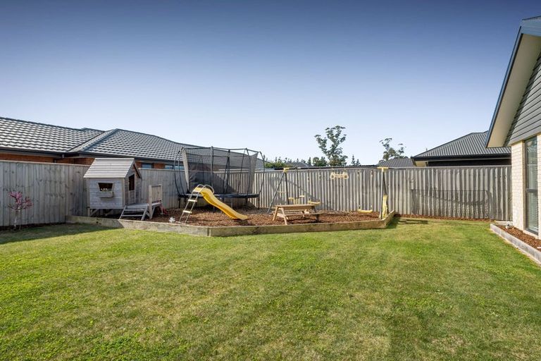 Photo of property in 5 Feather Place, Rolleston, 7615
