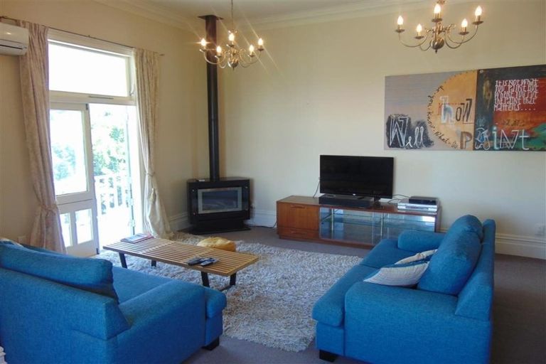 Photo of property in 21 May Avenue, Hospital Hill, Napier, 4110