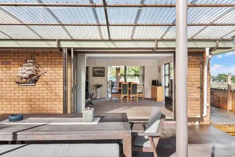 Photo of property in 98a Pukekohe East Road, Pukekohe, 2677