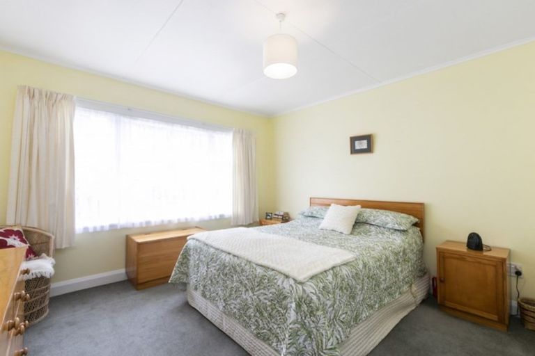 Photo of property in 23 Wright Street, Wainuiomata, Lower Hutt, 5014