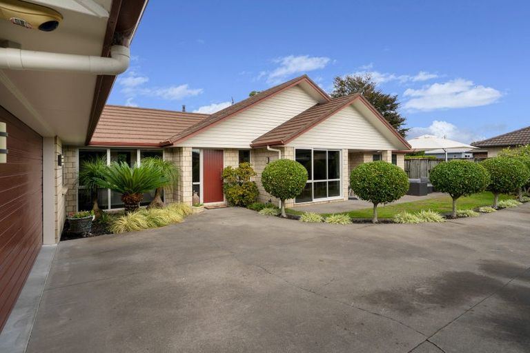 Photo of property in 23 Lilac Close, Cambridge, 3434