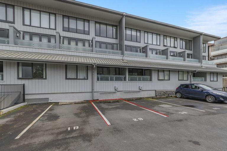 Photo of property in 2b/30 Westward Ho, Glen Eden, Auckland, 0602