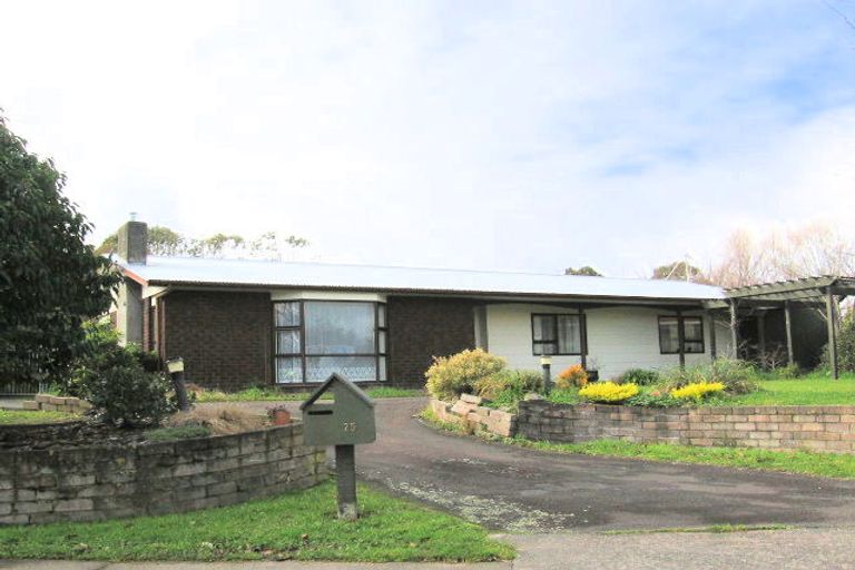 Photo of property in 25 Willowbank Crescent, Feilding, 4702