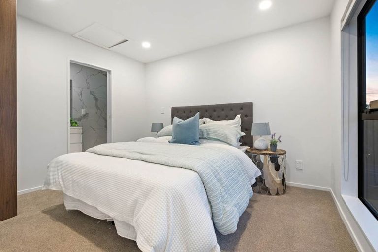 Photo of property in 17/237 Swanson Road, Henderson, Auckland, 0610