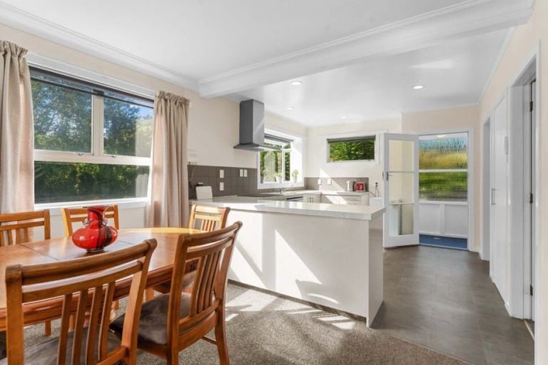 Photo of property in 294 Ngatai Road, Bellevue, Tauranga, 3110