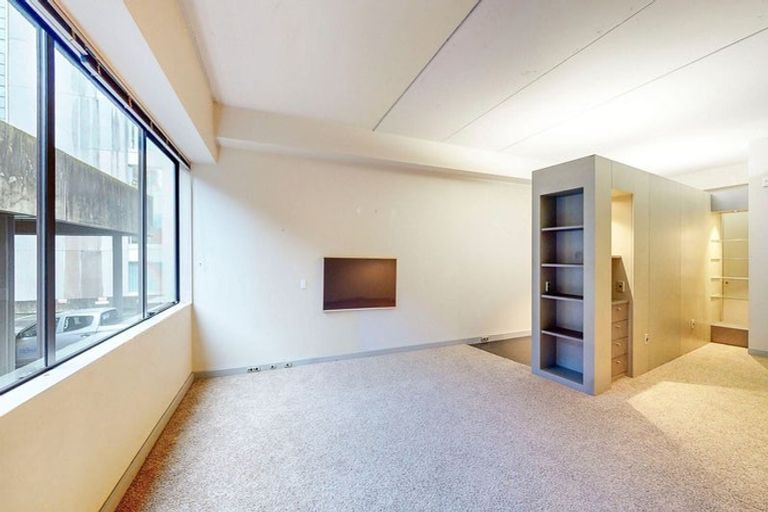 Photo of property in Gerondis Bldg Apartments, 410/60 Willis Street, Wellington Central, Wellington, 6011