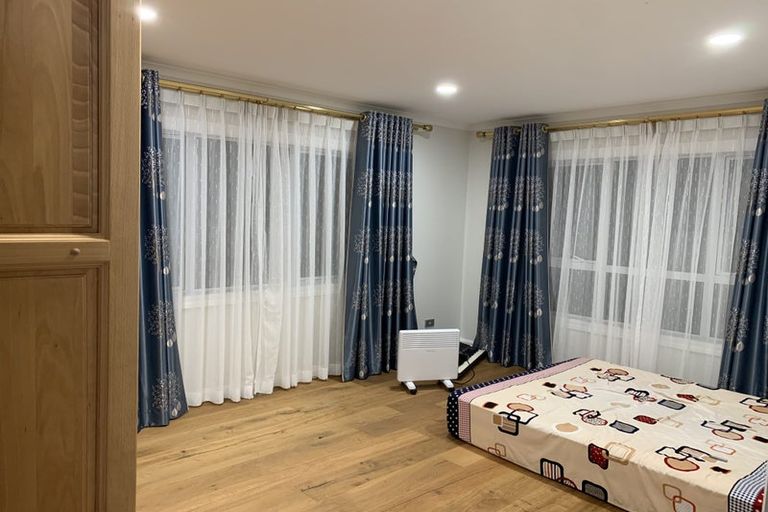 Photo of property in 22 Frisken Road, Flat Bush, Auckland, 2019