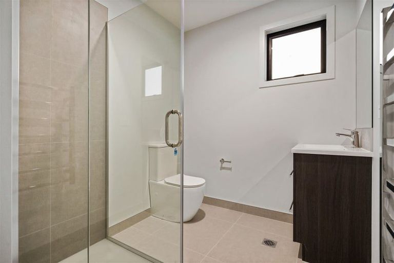 Photo of property in 2a Nerita Place, Long Bay, Auckland, 0630