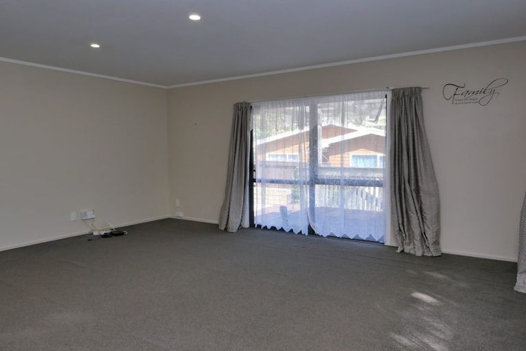 Photo of property in 42 Champion Street, Ranui, Porirua, 5024