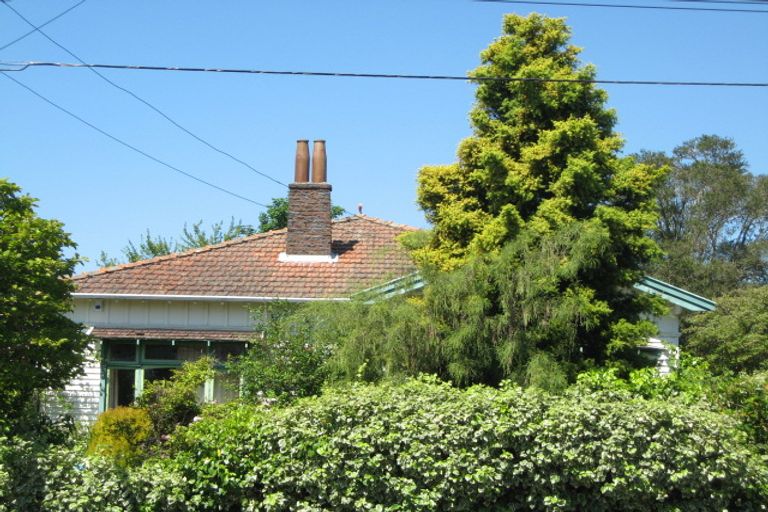 Photo of property in 68 Stapletons Road, Richmond, Christchurch, 8013