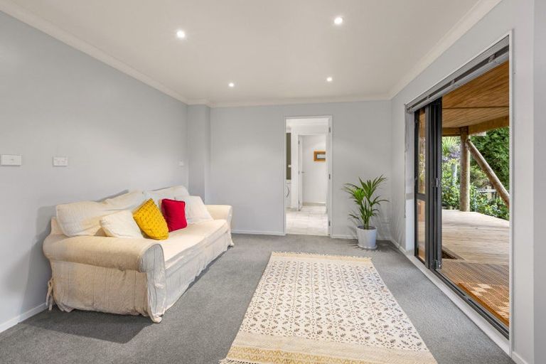 Photo of property in 4 Bay View Road, Raglan, 3225