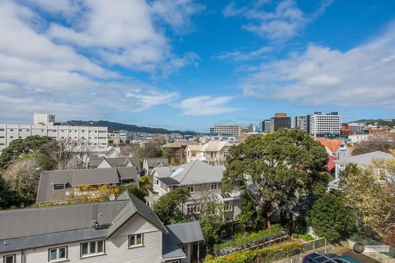 Photo of property in Hobson Court Flats, 47/70 Hobson Street, Thorndon, Wellington, 6011