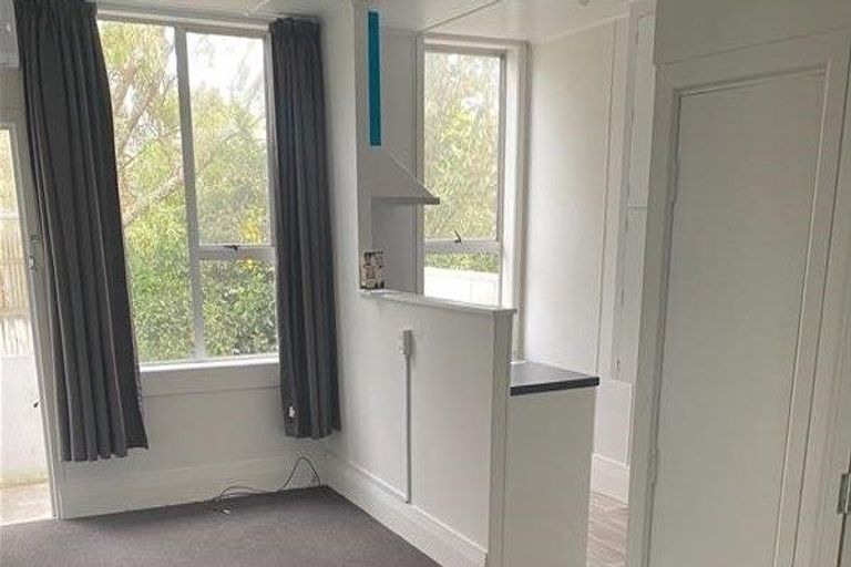 Photo of property in 1/310 River Road, Claudelands, Hamilton, 3214