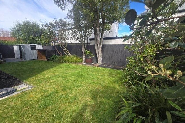Photo of property in 2/17 Matai Street East, Riccarton, Christchurch, 8011