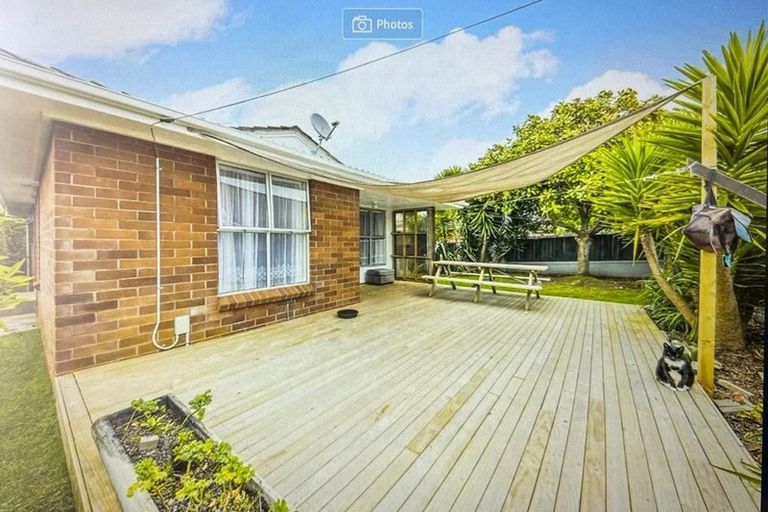 Photo of property in 83 Arimu Road, Papakura, 2110