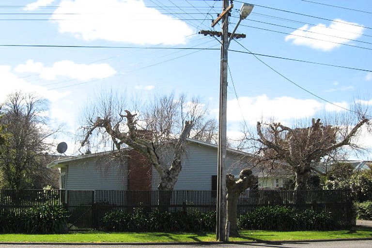 Photo of property in 12 Bond Street, Marton, 4710