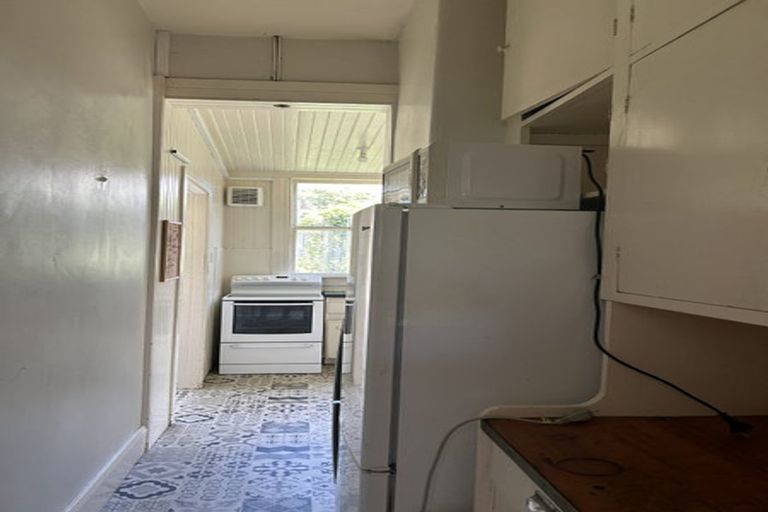 Photo of property in 4 Myrtle Crescent, Mount Cook, Wellington, 6021