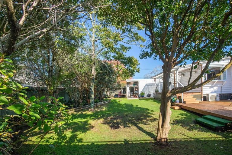 Photo of property in 1148 New North Road, Mount Albert, Auckland, 1025