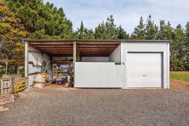 Photo of property in 1867 Makino Road, Halcombe, Feilding, 4779