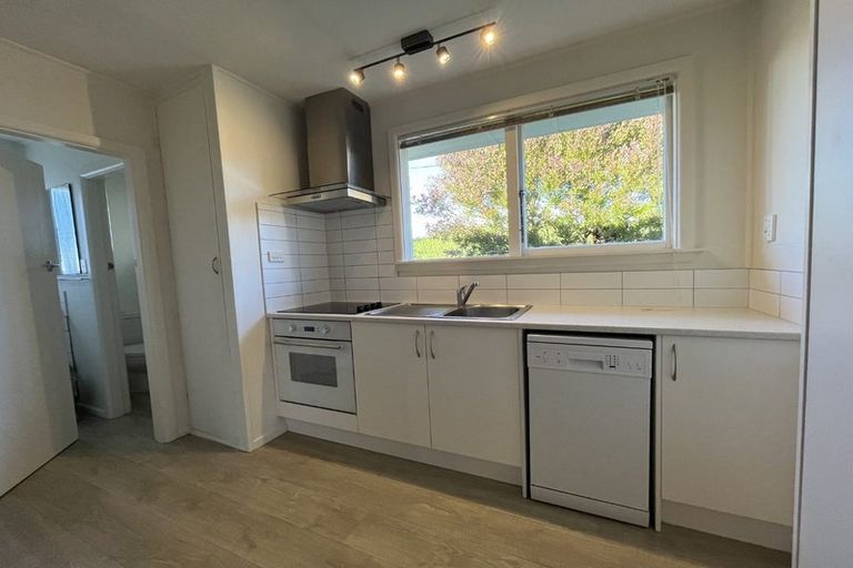 Photo of property in 84 Mathesons Road, Phillipstown, Christchurch, 8011