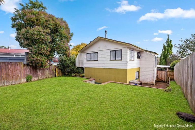 Photo of property in 25 Borich Road, Sunnyvale, Auckland, 0612