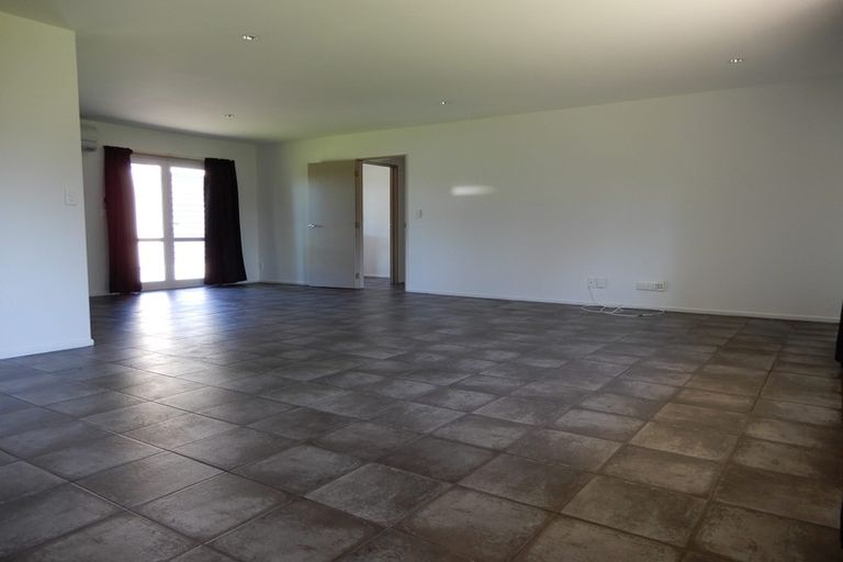 Photo of property in 7 Allin Drive, Waikuku Beach, 7402