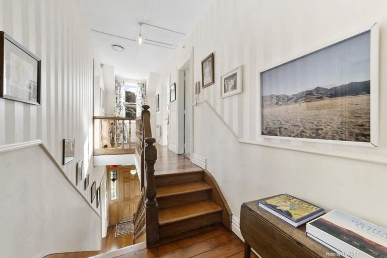 Photo of property in 1 Parliament Street, Thorndon, Wellington, 6011